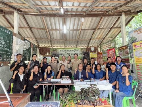 พช.ช้างกลาง นำเสนอนวัตกรรมงานพัฒนาชุมชน "จอมทอง Smart Hub ศูนย์เรียนรู้ดิจิทัลไร้พรมแดน"